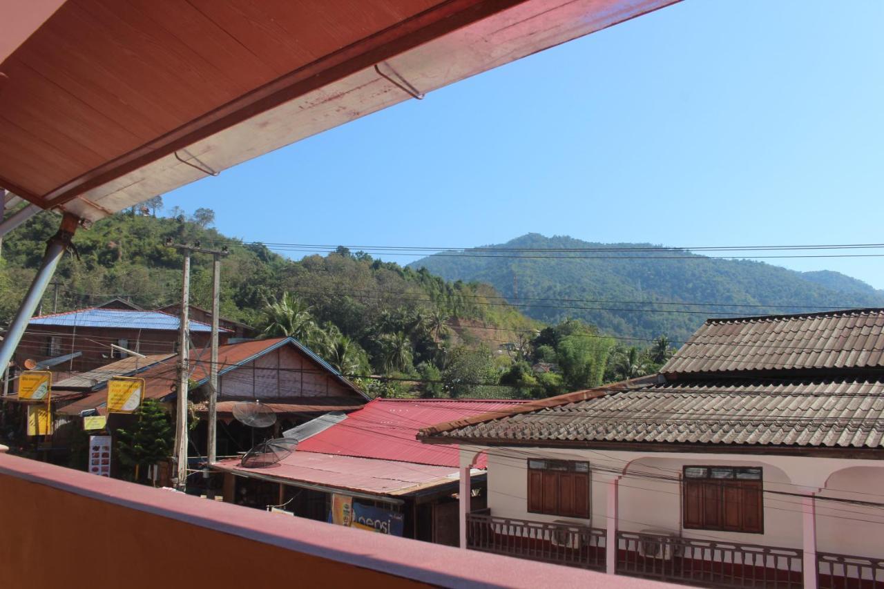 Pakbeng Guesthouse Bagian luar foto